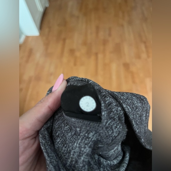 Lululemon leggings size 2 - - Picture 3 of 3